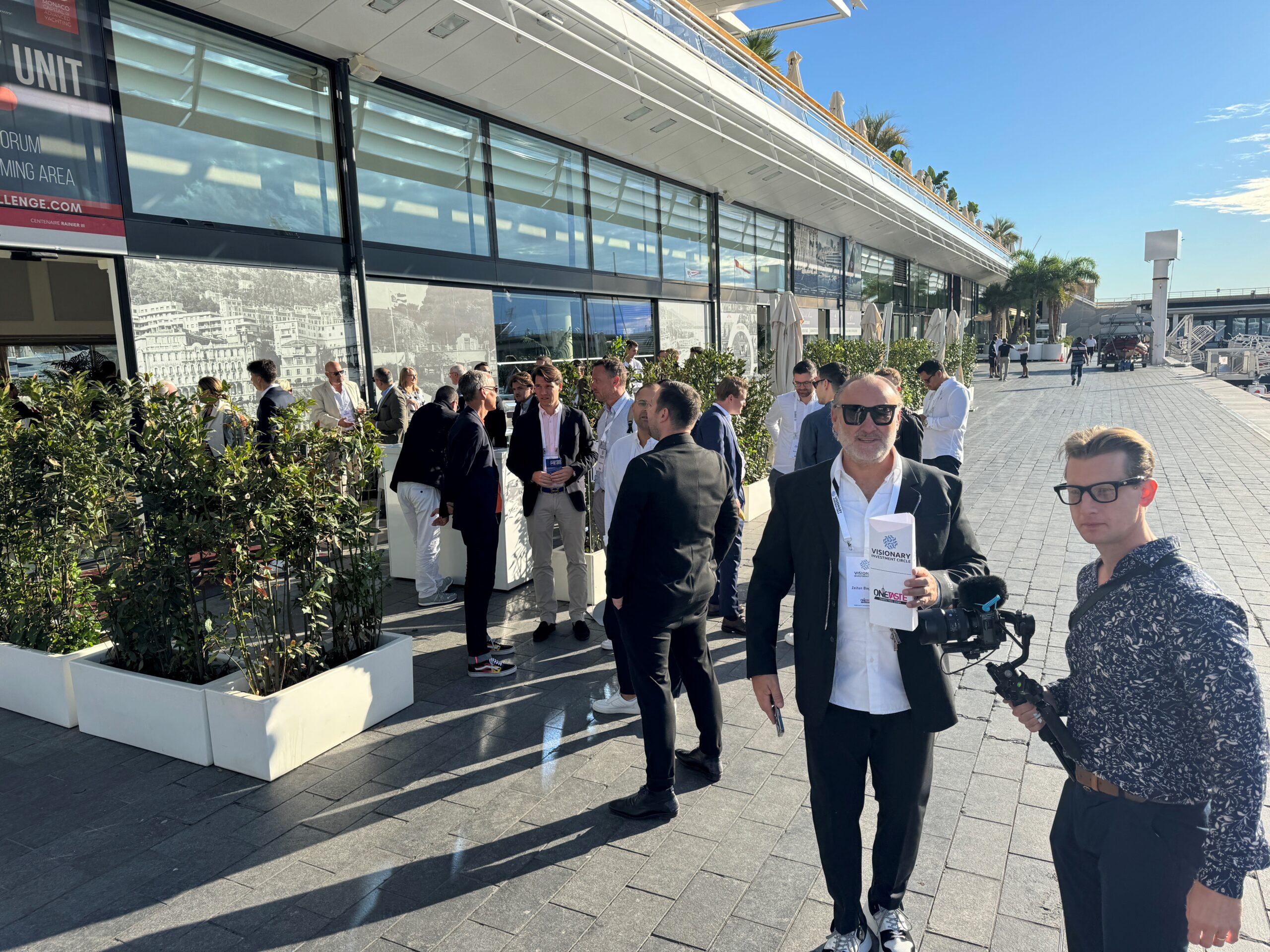 VIC-Fotograf-mit-Zoltan-scaled